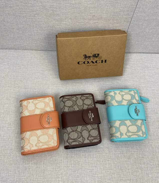 Picture of Coach Wallets _SKUfw168890425fw